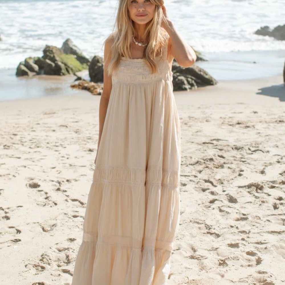 Elegant Cream Maxi Dress